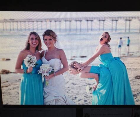 My Sister Cant Even Take A Normal Wedding Photo Funny Pictures