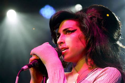 Grammy Museum Honoring Amy Winehouse With Instagram Live Event