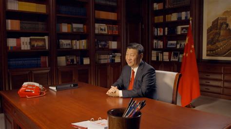Xi Jinpings New Year Address What Photos Are In His Office Cgtn