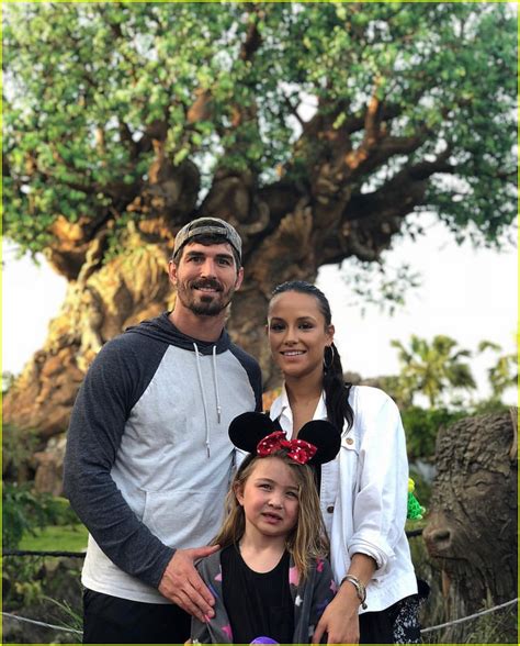 Big Brother S Jessica Graf And Cody Nickson Share Photos From Their Disney World Vacation Photo