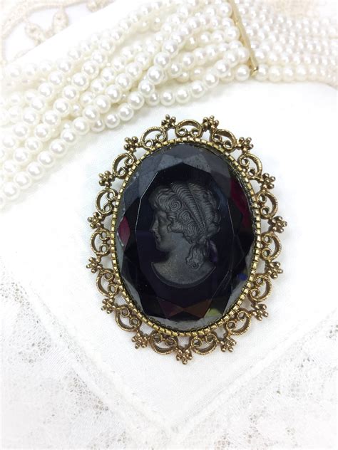 Stunning Black Cameo Brooch Pin With Gold Accents And Filigree Border Vintage Cameo Jewelry