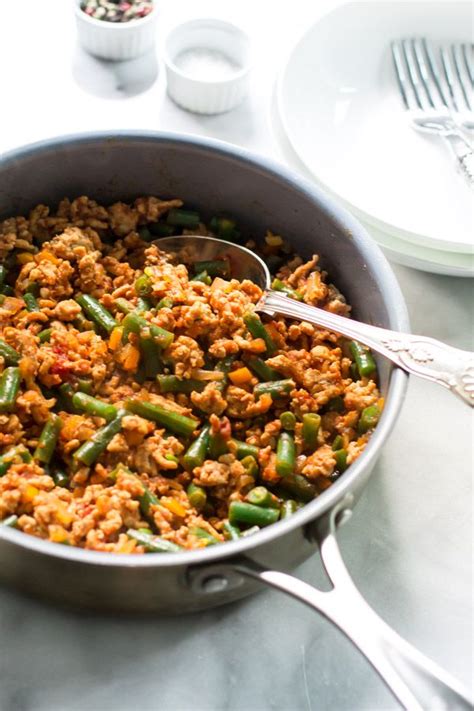 For this healthy turkey meatball recipe, lean ground turkey is mixed with fresh mushrooms, oats, garlic, spices and a little parmesan cheese for a meatball that's moist, delicious and has more fiber and less saturated fat than a traditional beef and pork version. Ground Turkey Skillet with Green Beans | Recipe | Skillets ...