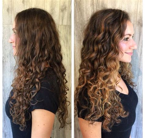 Hiiii its been a min. Balayage on curly hair | Balayage hair, Colored curly hair ...