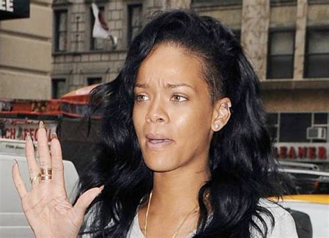 Rihanna Without Makeup Is Still Gorgeous And Stunning Orc8t