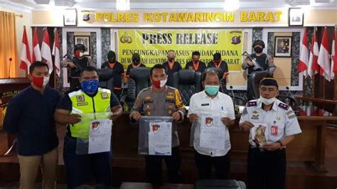 Pihak rumah sakit juga tidak menemukan nama erni. Komplotan Penjual Surat Rapid Test Covid-19 Palsu ...