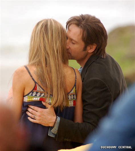 californication 5 david duchovny and natascha mcelhone filming in the beach duchovny central