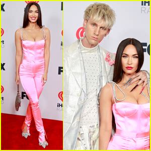 Megan Fox Wows In Pink Bodysuit While Supporting Machine Gun Kelly At Iheartradio Awards