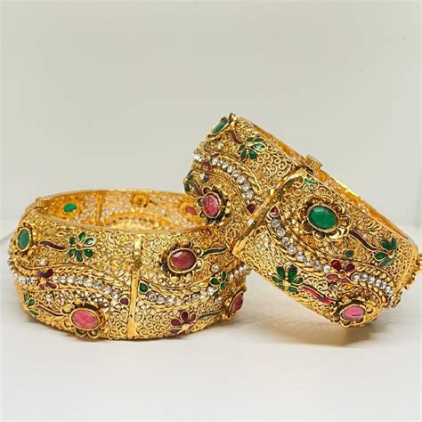 Indian Traditional Bangle Set Jewllery Collection