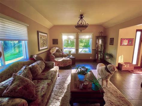 Secluded Home for Sale in 1060 Cactus Drive, Pocatello, Idaho, USA