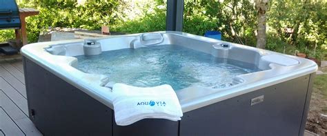 Buy The Easy Access Hot Tub Aqualife Aquavia Spa Uk