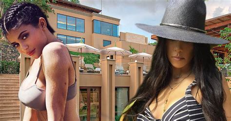 The Kardashians Didnt Go To Costa Rica To Relax Photoshoot Kim