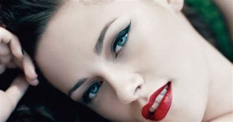 7 Ways To Achieve A Glamorous 1950s Makeup Look