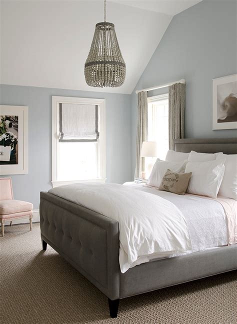 Blue gray paint colors have the perfect balance of blue and gray in them. Popular Bedroom Paint Colors