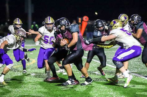 Raymond-South Bend gets first state-football tourney win in combo-team
