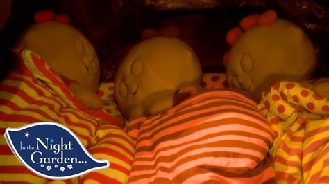 She carefully retrieves it and sets off through the garden to return it to makka pakka. In the Night Garden | Nap Time For The Tombliboos | Full ...