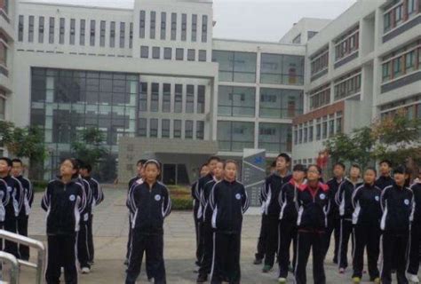 3 802 tykkäystä · 33 puhuu tästä · 2 143 oli täällä. 奎文区德润学校收费标准（学费）及学校简介_小升初网