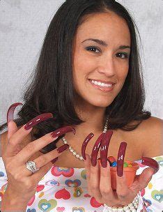 Pin By Lao Hu On Sissi Nails And More In Long Red Nails Long Fingernails Fingernails