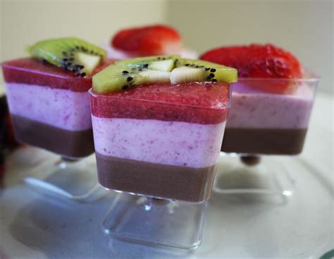 35 sexy desserts for valentine s day strawberry mousse mason jar desserts single serve desserts