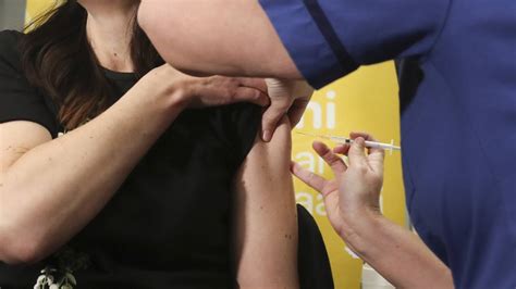 Covid Everyone Eligible For Vaccine From September Six Week Gap Between Doses Stuff Co Nz