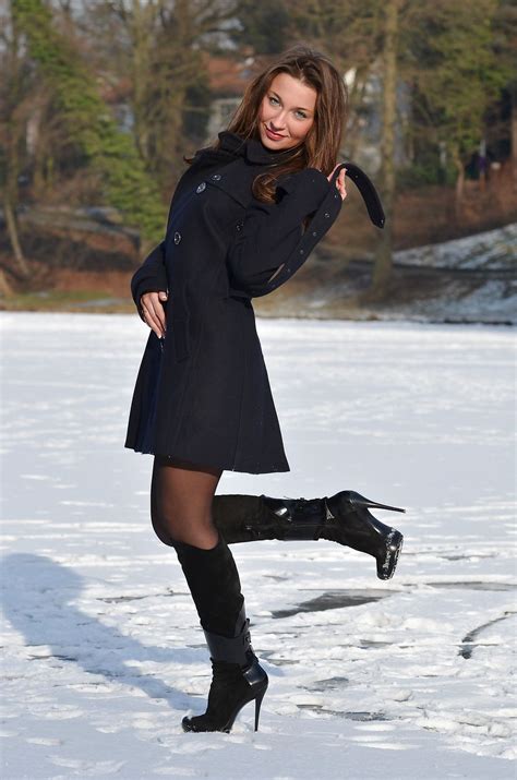 Julie In High Heel Knee Boots In Snow Diva Fashion Fashion Models Womens Fashion Fashion
