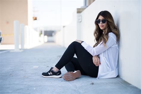 3 tips on putting together a sporty and casual look nordstrom giveaway the girl in the