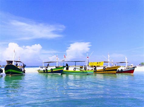 Snorkeling di Gili Ketapang, Probolinggo - The Daily Rella