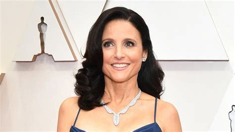 What Is Julia Louis Dreyfus Net Worth Everyone Wants To Know Her Early Life Career