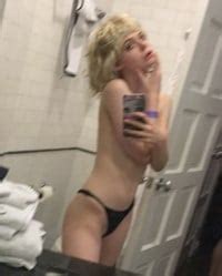All Around Adult Elle Fanning Barely Nude Photos Leaked