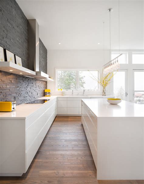 30 Elegant White Kitchen Design Ideas For Modern Home