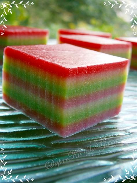 This is nyonya version kuih lapis which has a chewy texture. DapurKu SaYang: Kuih Lapis Nyonya aka Kuih Genggang