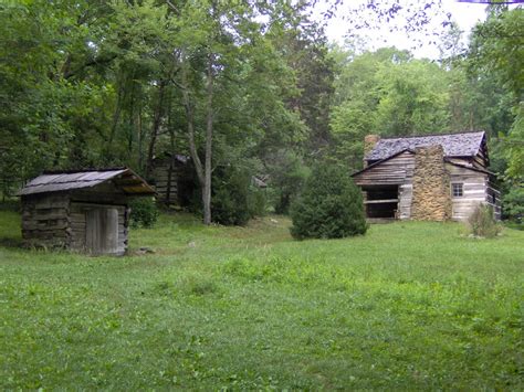 The Town Of Little Greenbrier In Tennessee Is A Ghost Town You Can Hike