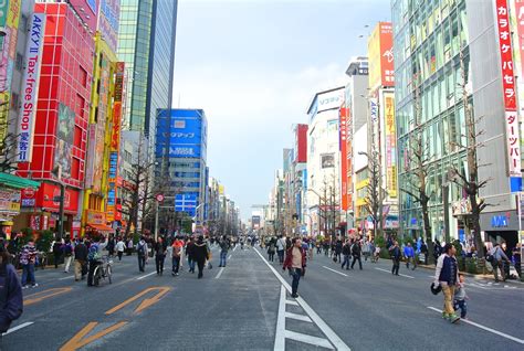 It is one of the districts of tokyo most visited by foreign tourists, mostly young ones, as it is largely dedicated to electronics and therefore a perfect place for otaku. School Girl Bye-Bye: Japan - Spring 2015: Akihabara