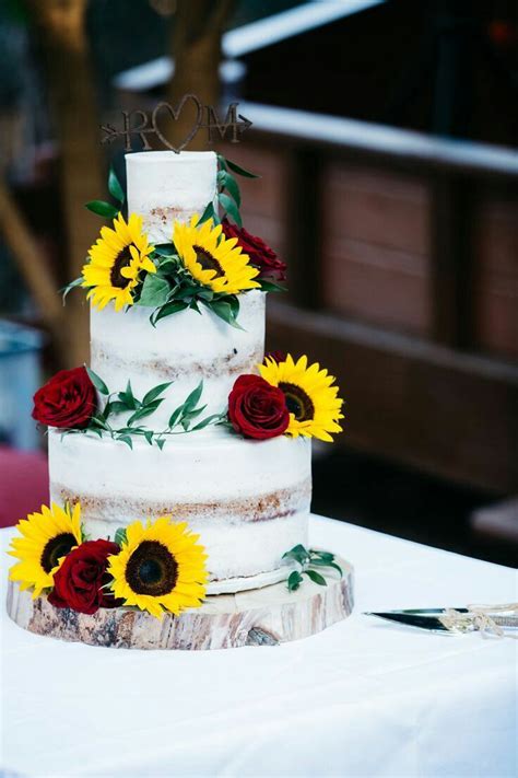 Diario Eletronico Sunflower Wedding Cake Burgundy Wedding Cake