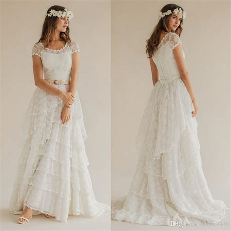 2016 Bohemian Wedding Dresses Scoop Neck Short Sleeves A Line Full Lace