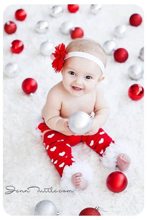 32 Adorable Photography Of Babies Celebrating Christmas Designbump
