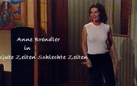 Anne Brendler Nuda ~30 Anni In Gute Zeiten Schlechte Zeiten