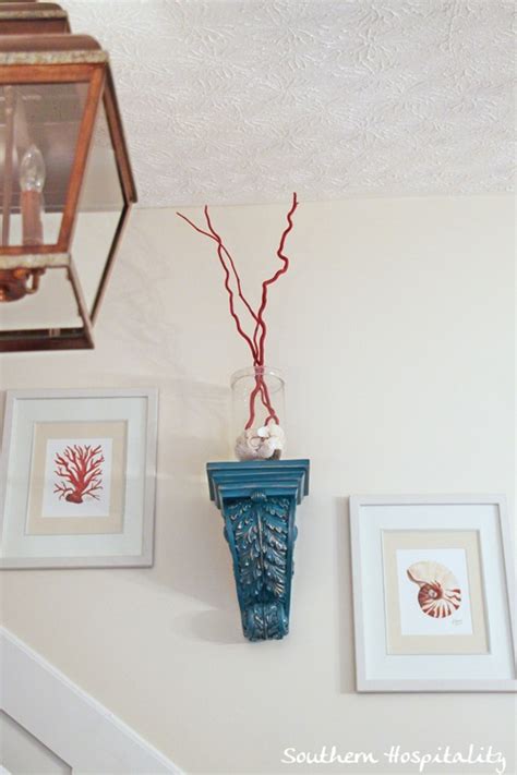 But you may not want to deal with any sort of damage to your walls—especially if you are renting. Easy method for hanging pictures on the wall