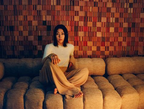Последние твиты от utada the pink blood print (@hikkipedia). 宇多田ヒカルがデビュー以来初のTVアニメシリーズ主題歌を担当 ...