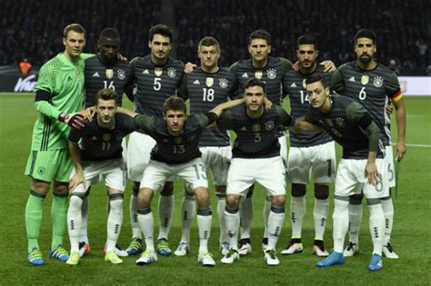 Emre can beginnt gegen frankreich. Deutschland Trikot 2016 gegen Italien + Trainingskleidung