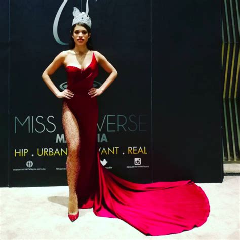 Miss Universe Malaysias Nasi Lemak Dress Is So Realistic It Comes