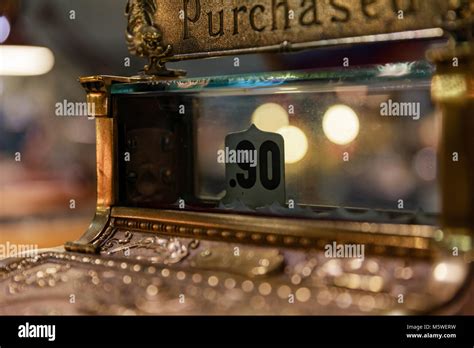Cash register display hi-res stock photography and images - Alamy