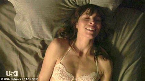 Jessica Biel Passionately Romps In Another Raunchy Scene The Sinner Artofit