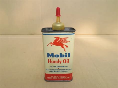 Vintage Mobil Pegasus Handy Oil 4 Oz Tin Can Wplastic Top Socony 18
