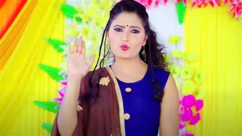 Bhojpuri Singer Antra Singh Priyanka Song Jhumukwa Video Goes Viral On Youtube अंतरा सिंह