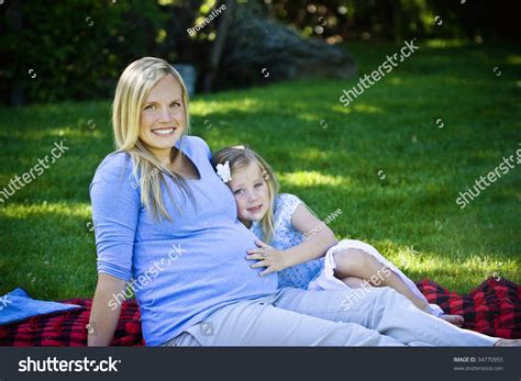 Pregnant Mother And Daughter Stock Photo 34770955 ...