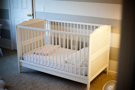 Lillie's Blog: For Sale: Crib and Changing Table