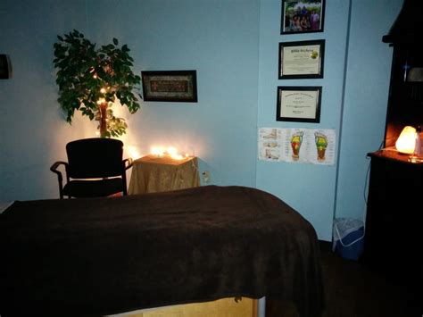 Massage For Wellness 10 Photos Massage Therapy 5740 N Broadway
