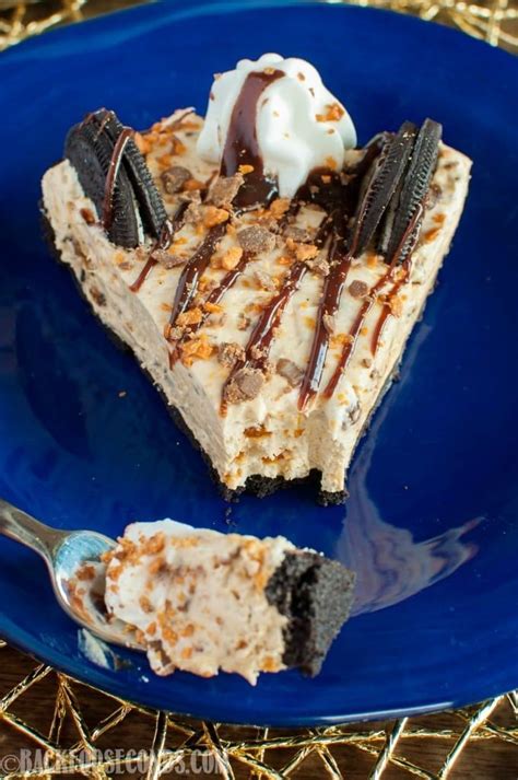 No Bake Butterfinger Cheesecake Pie With An Oreo Crust Is Out Of This World Delicious An