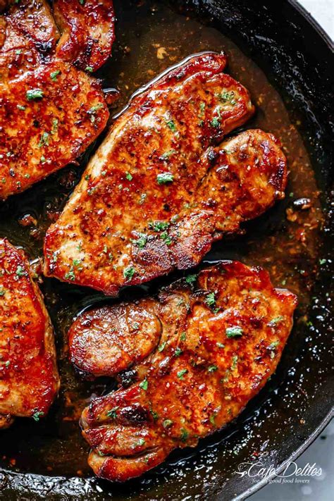 If you do not have a thermometer, you will know they are done, if when cutting into the chops, the juices run clear. Easy Honey Garlic Pork Chops - Cafe Delites
