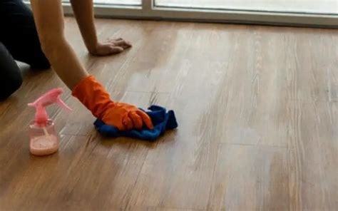 How To Remove Surface Scratches From Hardwood Floors 3 Simple Steps